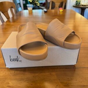 Beek Pelican Slide Sandals - Honey, Size 8